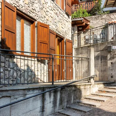 Casa Girasole, Ospitar Apartment